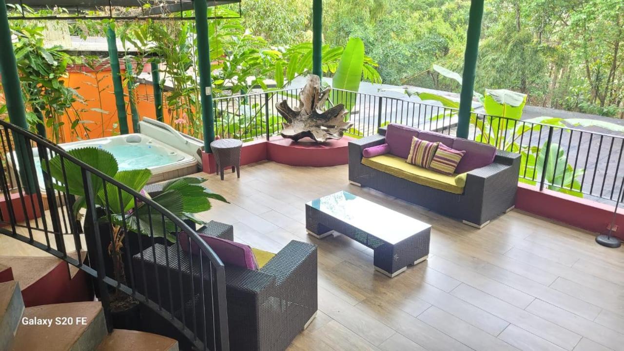 La Semilla Ecolodge แซร์โรอาซูล ภายนอก รูปภาพ